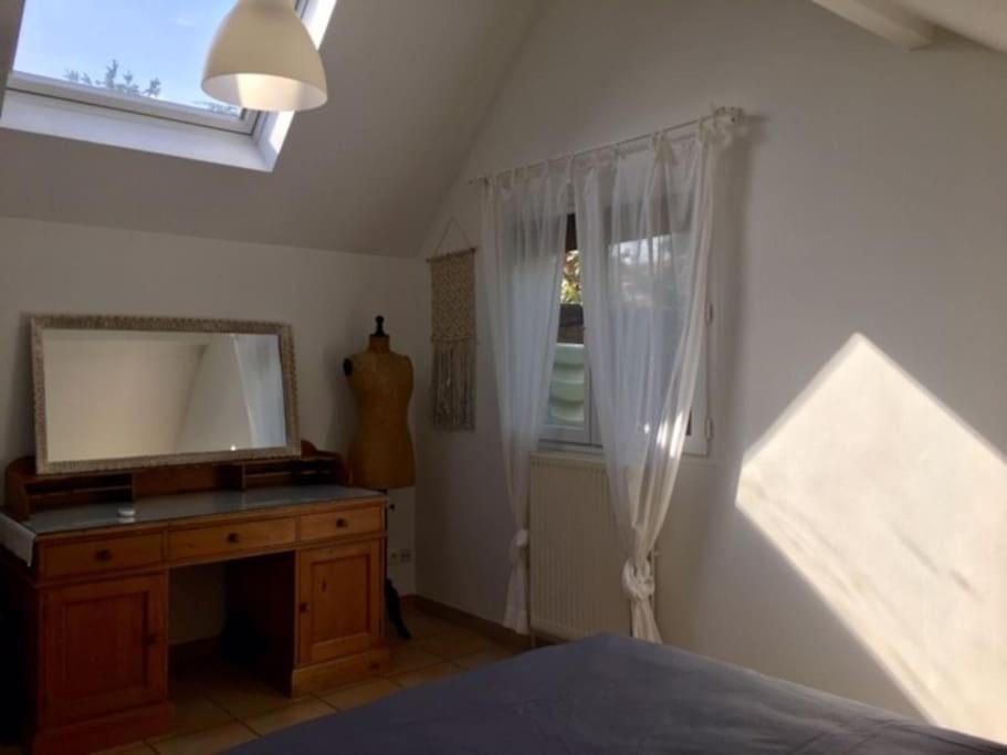 «  La Petite Maison » ....Des Grands Espaces... Saint-Maur-des-Fossés Buitenkant foto